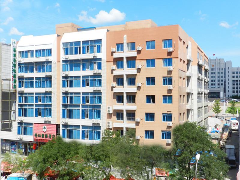 Greentree Inn Liaoning Dalian Development Zone Jinma Road Pedestrian Street Express Hotel מראה חיצוני תמונה