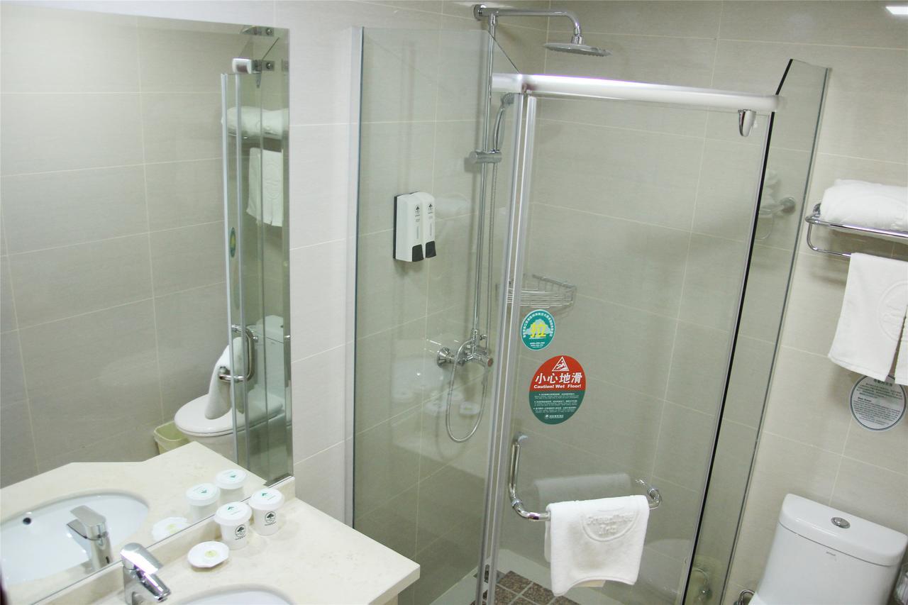 Greentree Inn Liaoning Dalian Development Zone Jinma Road Pedestrian Street Express Hotel חדר תמונה